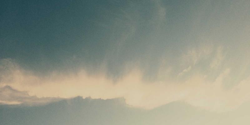 法律问题如何高效解决?律师在线与51法律网的专业服务指南